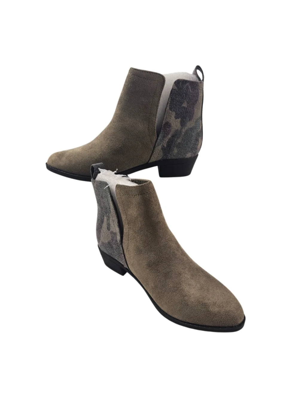 NEW Corkys sz 2 army green Ankle Boots Camo Side Panels Low Heel Western Booties